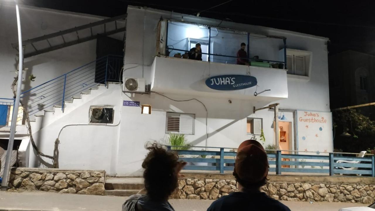 Juha'S Guesthouse - Zarqa Bay Jisr ez Zarqa Dış mekan fotoğraf